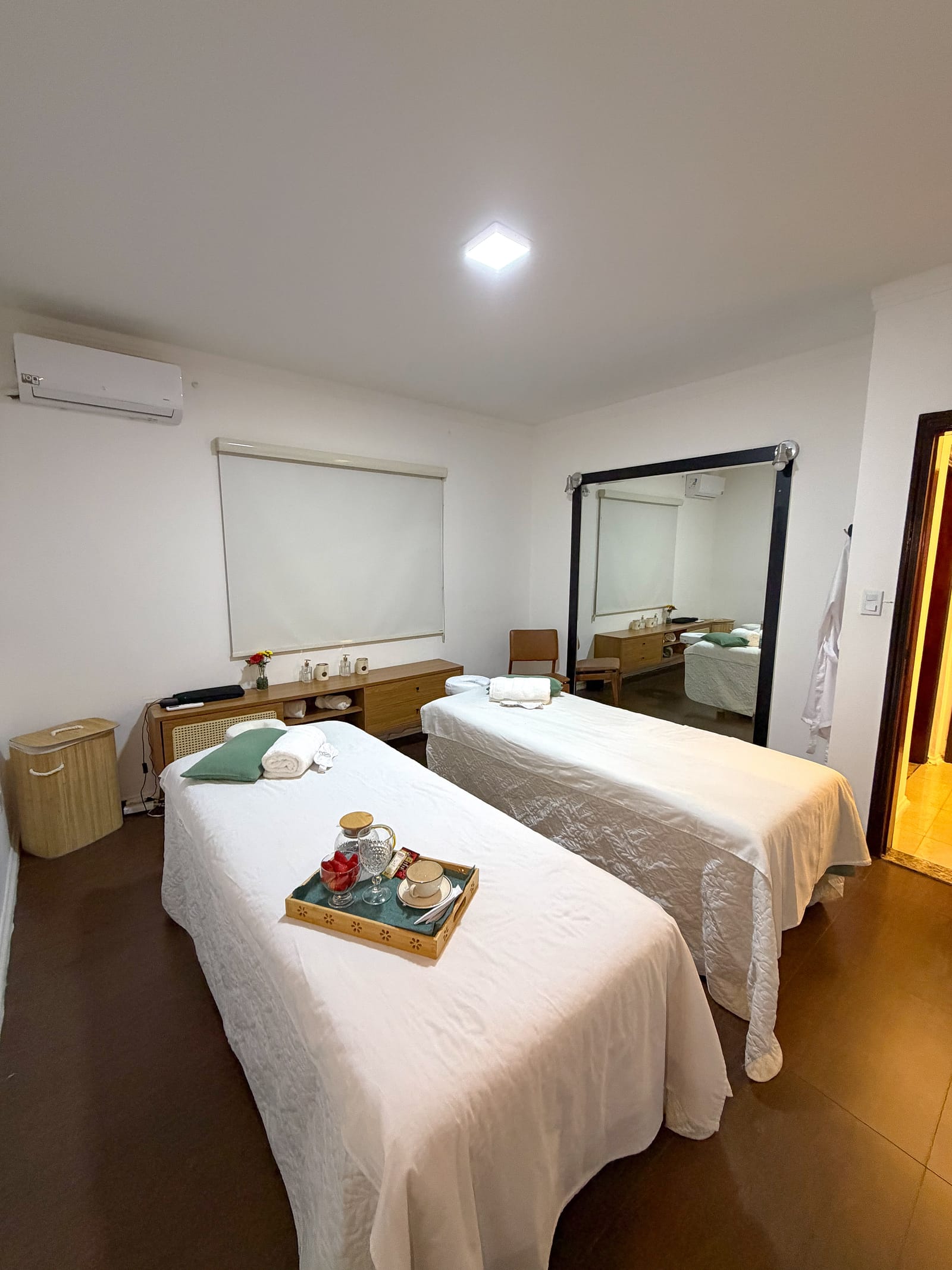 Sala de massagem preparada